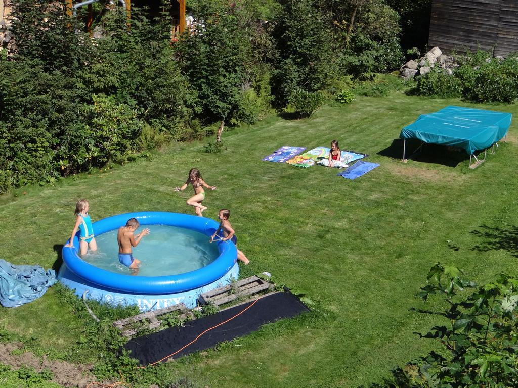Penzion Pod Kopcem Janov nad Nisou Exteriör bild