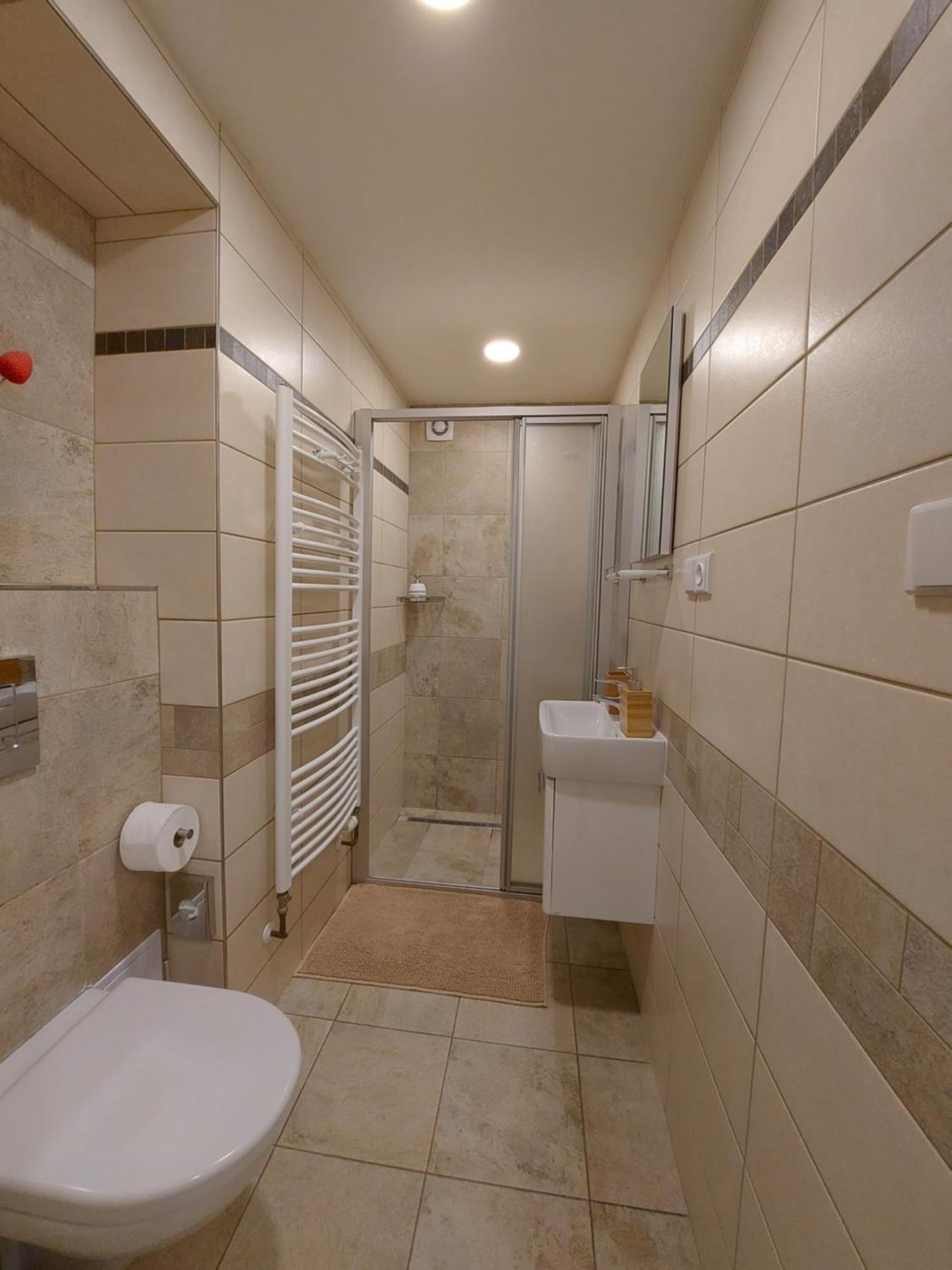 Penzion Pod Kopcem Janov nad Nisou Exteriör bild